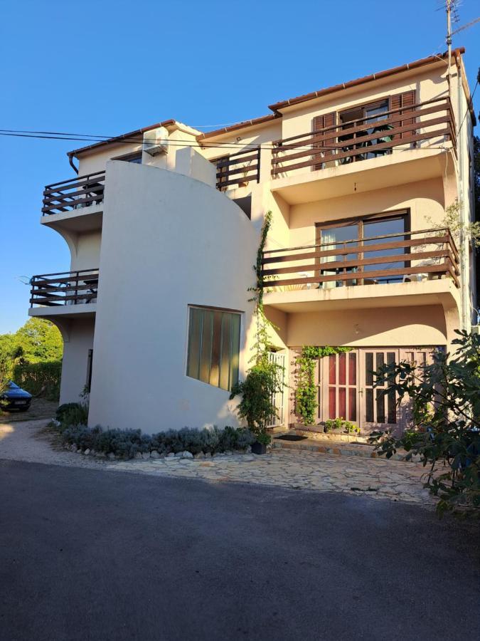 Apartmani Svitlana Sukošan 外观 照片